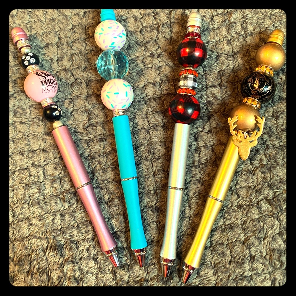 Pens set